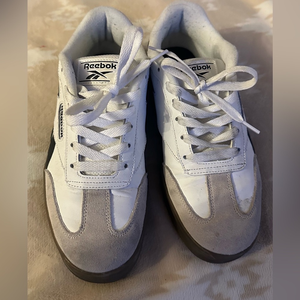 Reebok Shoes - Picture 2 of 7